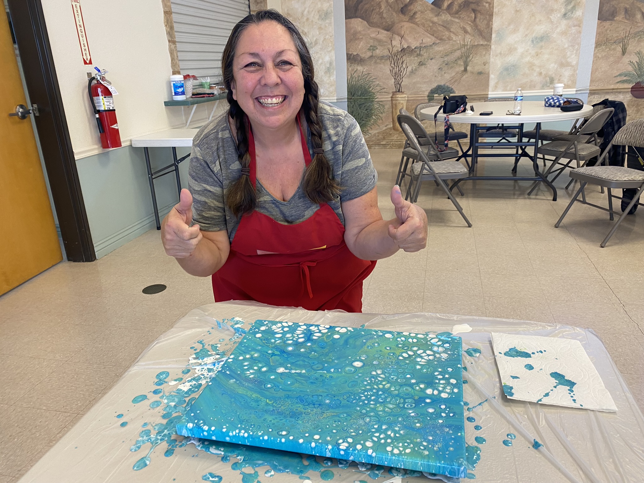 Paint Pouring Class gallery photo 4