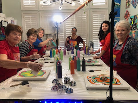 Paint Pouring Class gallery photo 2
