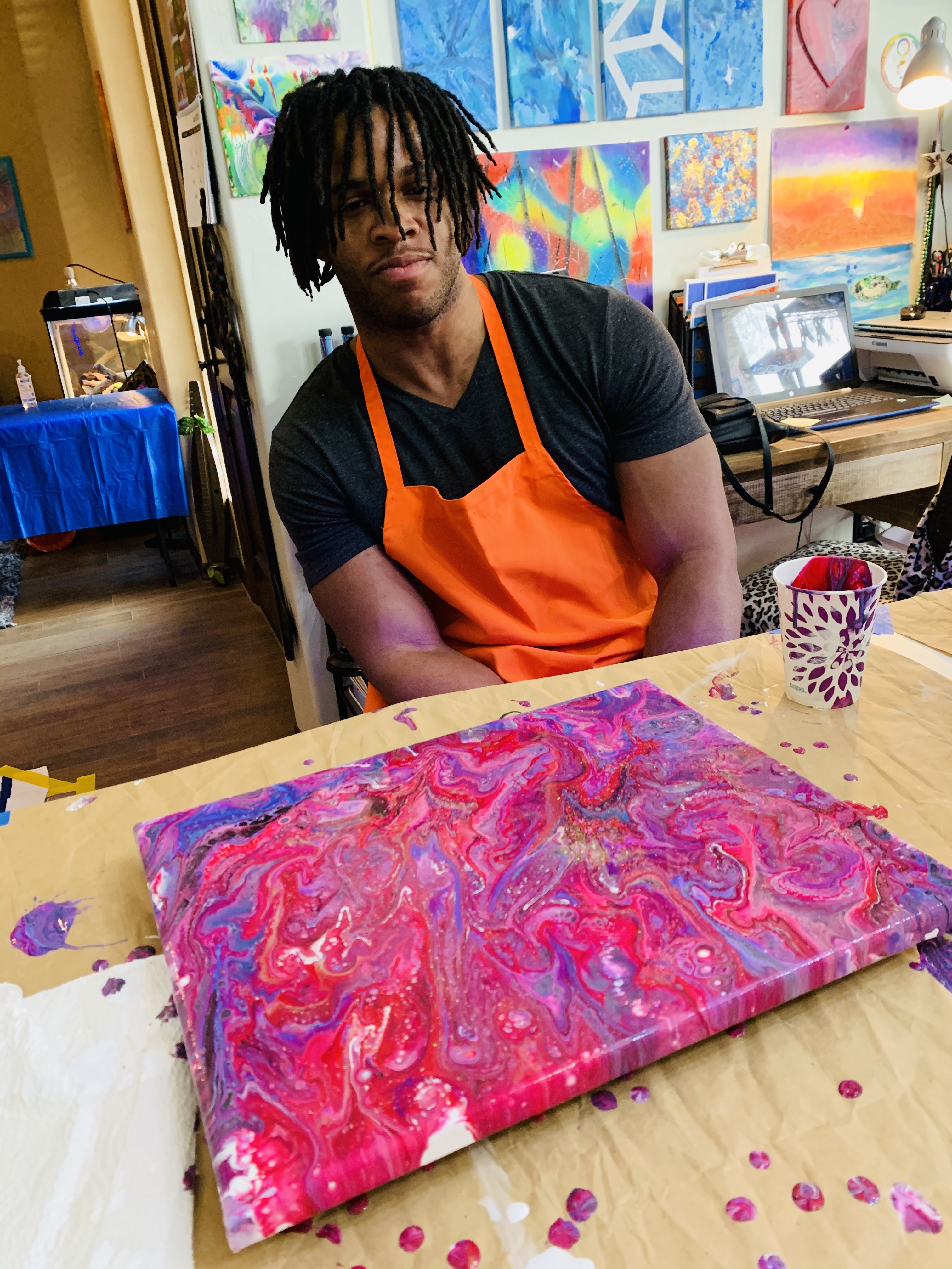 Paint Pouring Class gallery photo 5