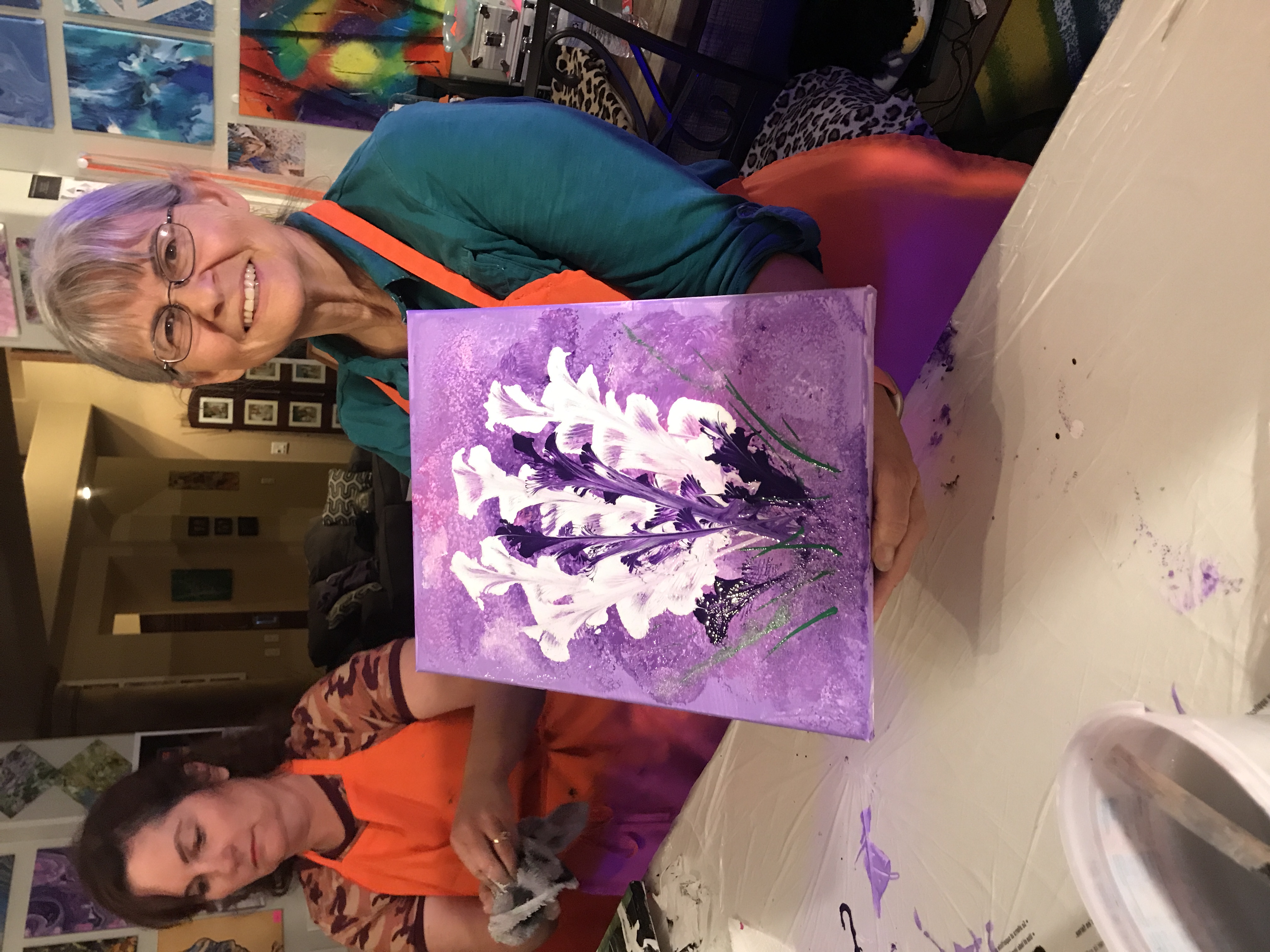 Paint Pouring Class gallery photo 10