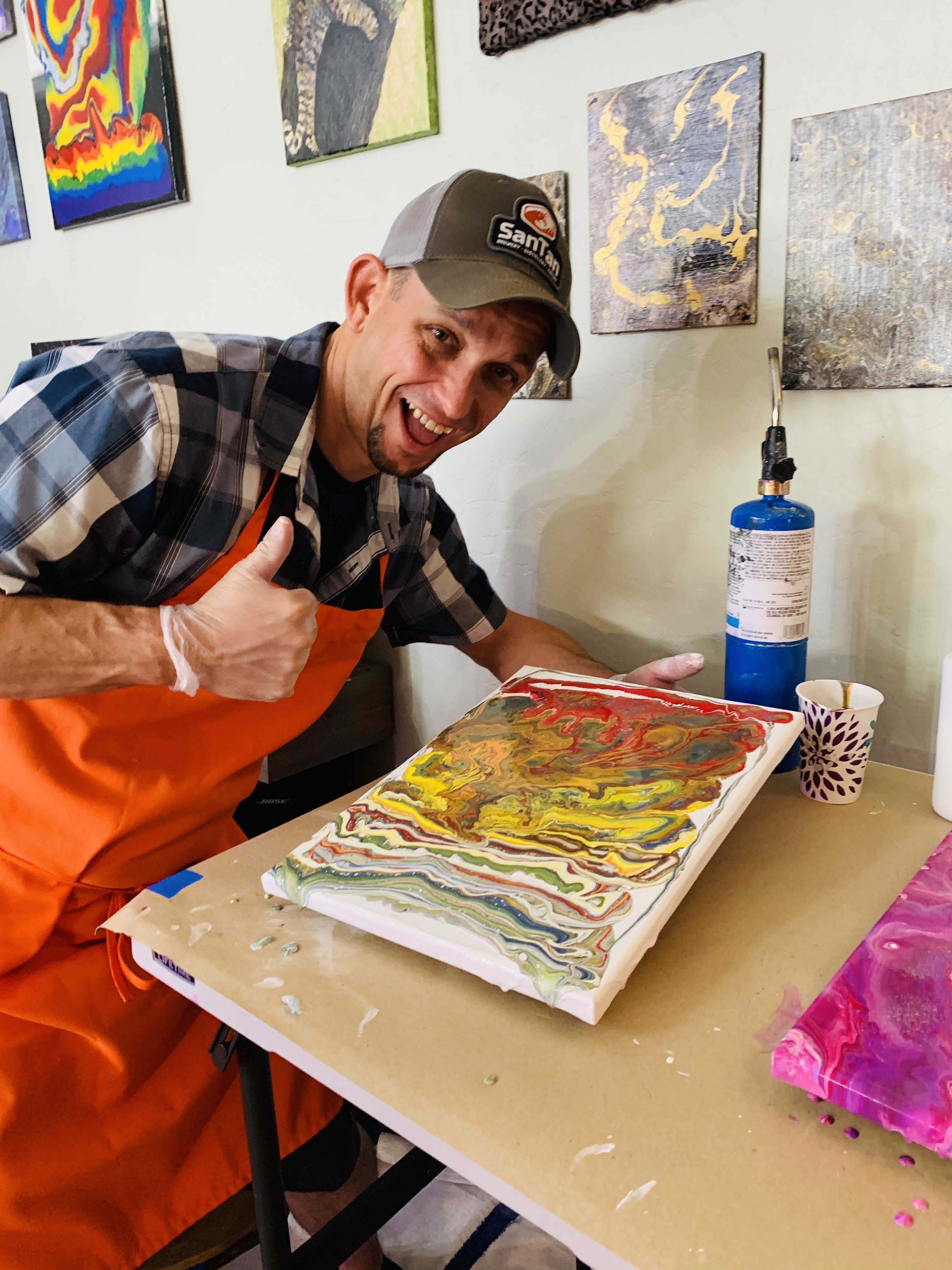 Paint Pouring Class gallery photo 6